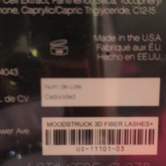 Makeup - Picture 2 of 2